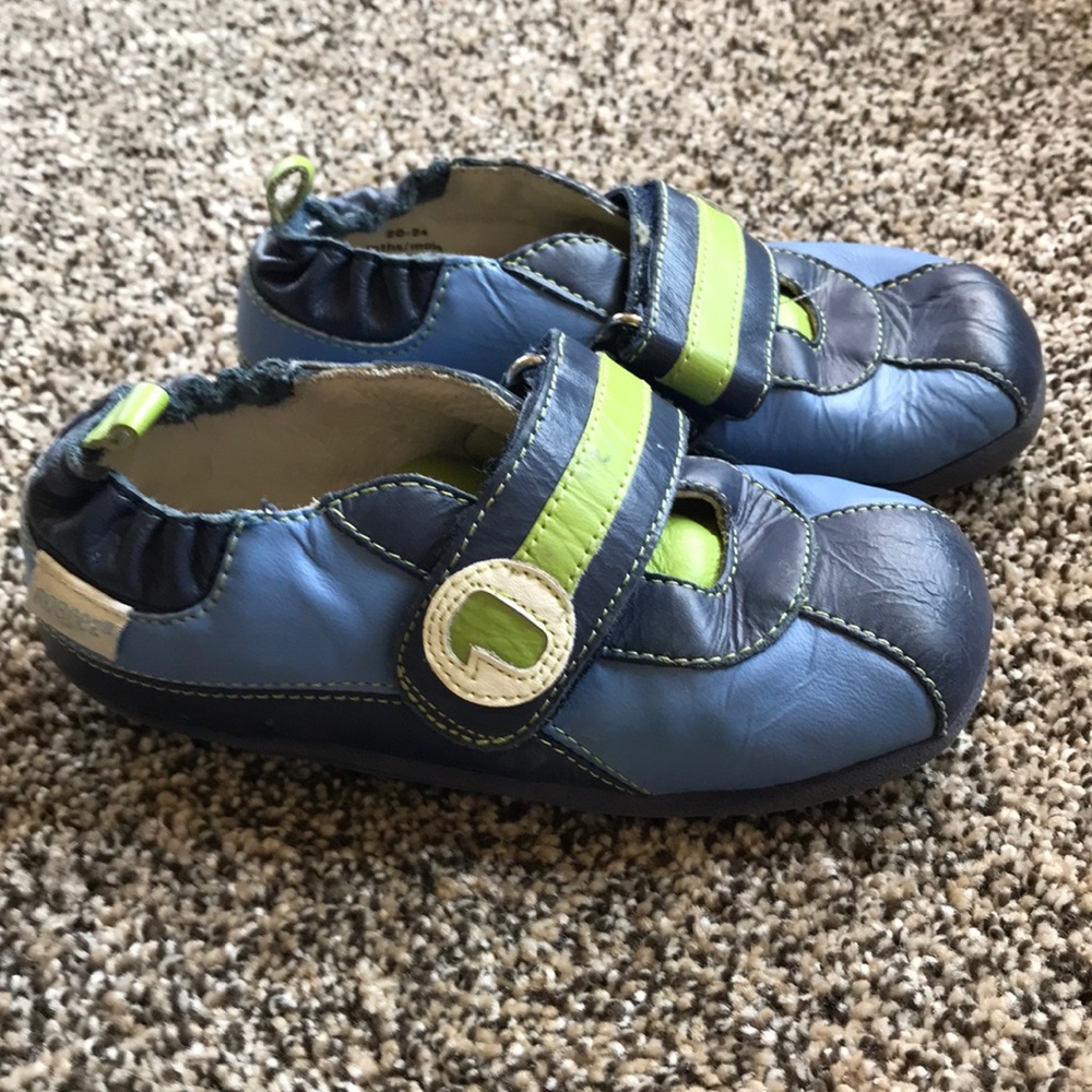 Robeez Toddler Shoes Size 20-24 Months Blue